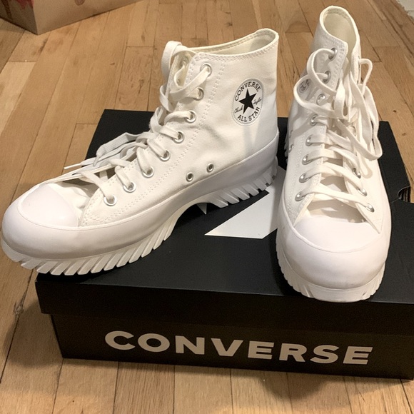 NEW Converse women’s 11.5 / men’s 9.5 unisex sneakers - Picture 3 of 10